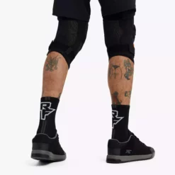 Race Face Ambush Knee - Stealth -Günstiges Vélo Geist Geschäft 821973447582 AMBUSH KNEE STEALTH M D2