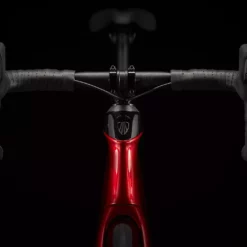 Domane SL 6 ETap Crimson/Trek Black -Günstiges Vélo Geist Geschäft DomaneSL6eTap 22 35028 A Alt6vuDrJKjRfFXCs