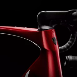 Trek Domane SL 6 ETap Gen 4 Crimson -Günstiges Vélo Geist Geschäft DomaneSL6eTap 23 36152 A Alt4