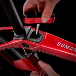 Trek Domane SL 6 ETap Gen 4 Crimson -Günstiges Vélo Geist Geschäft DomaneSL6eTap 23 36152 A Alt7